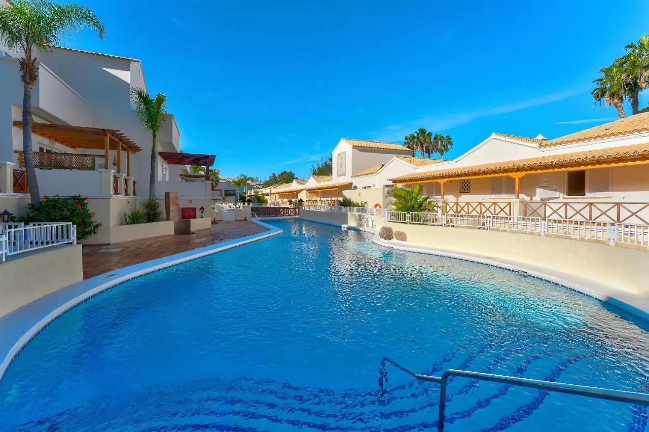 ארונה Chalet Playa De Las Americas 0*,